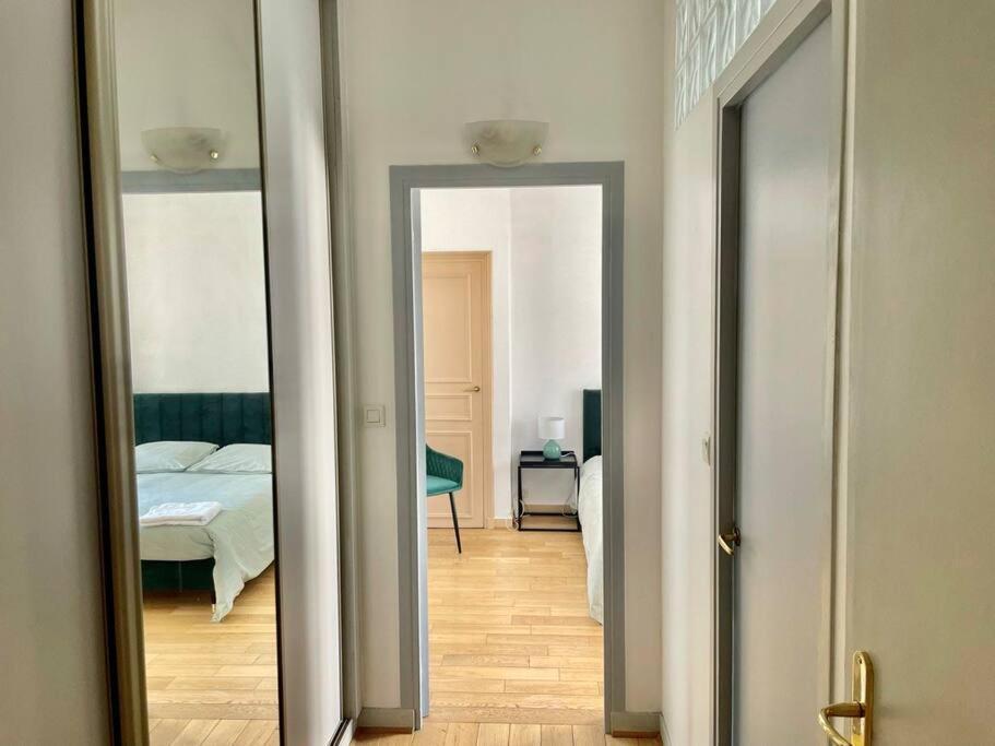 Gustave - Charming Eiffel Tower Appartement - Parijs Buitenkant foto